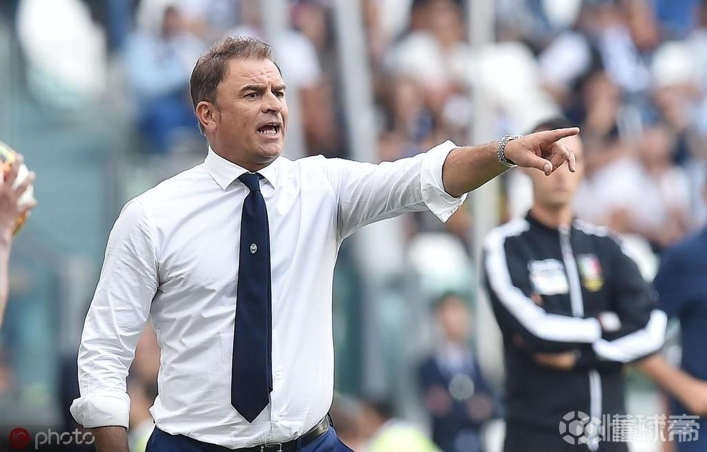 棋牌游戏-斯帕尔客场艰难作战追逐胜利踏出勇气之路